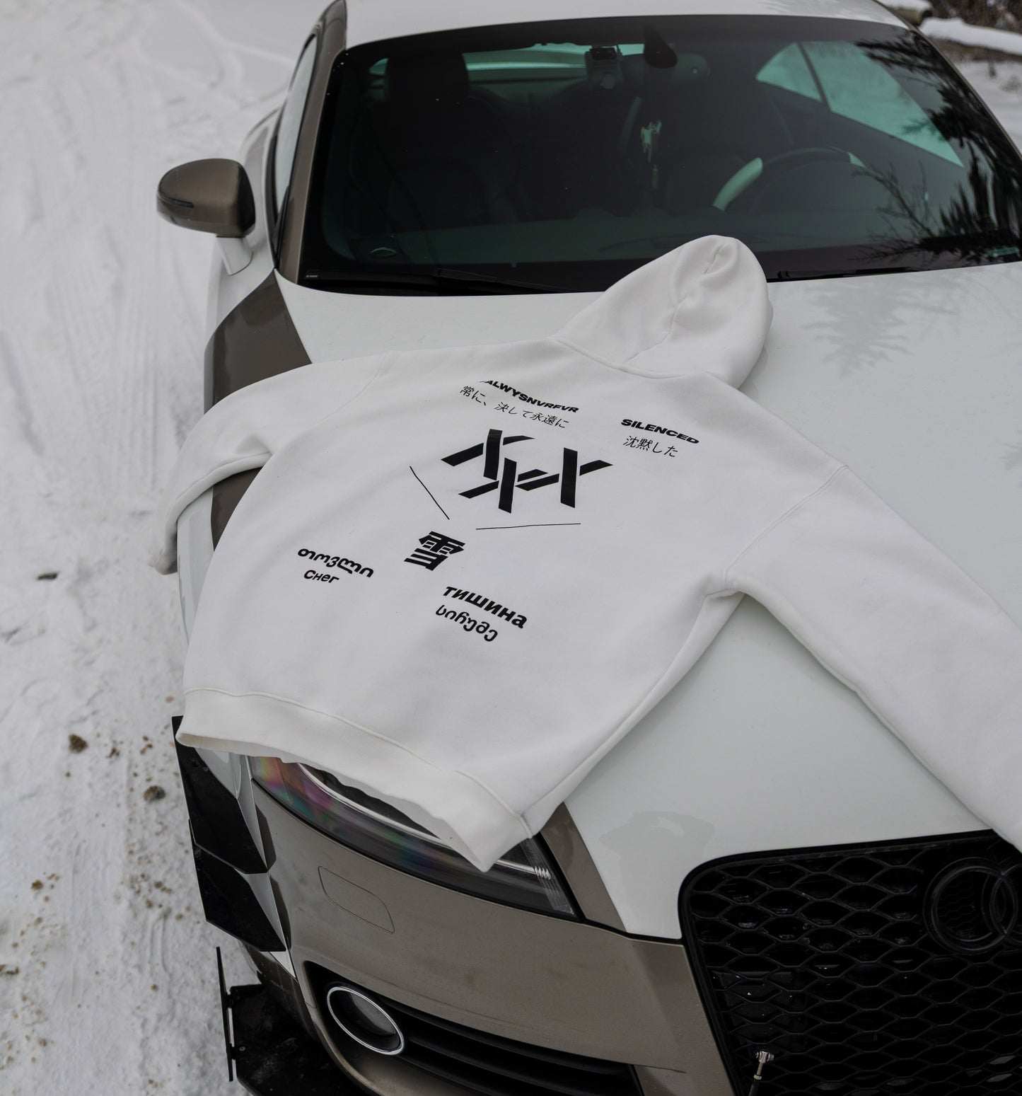 Whiteout INTL Oversize Fleeced Hoodie