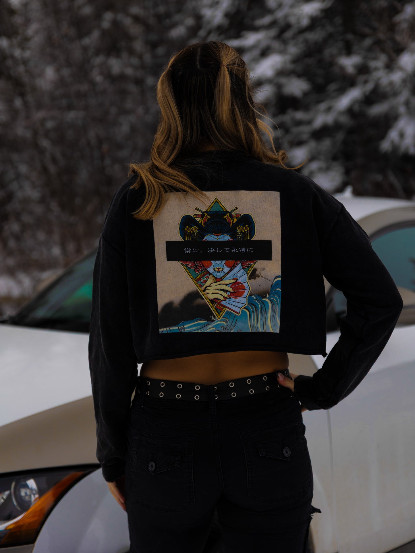 Legacy Logo Snow Washed Women's Cropped Sweatshirt